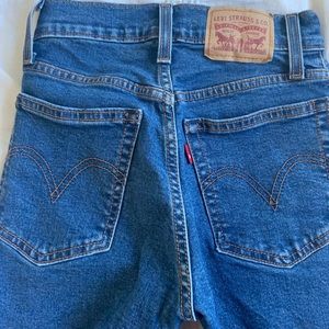 levi’s jeans